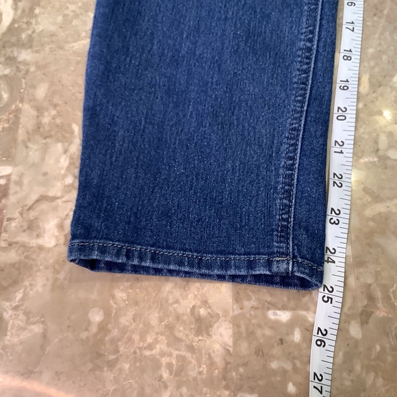 B-Riders by Lee jeans, mid rise crop, size 8M - Picture 8 of 8